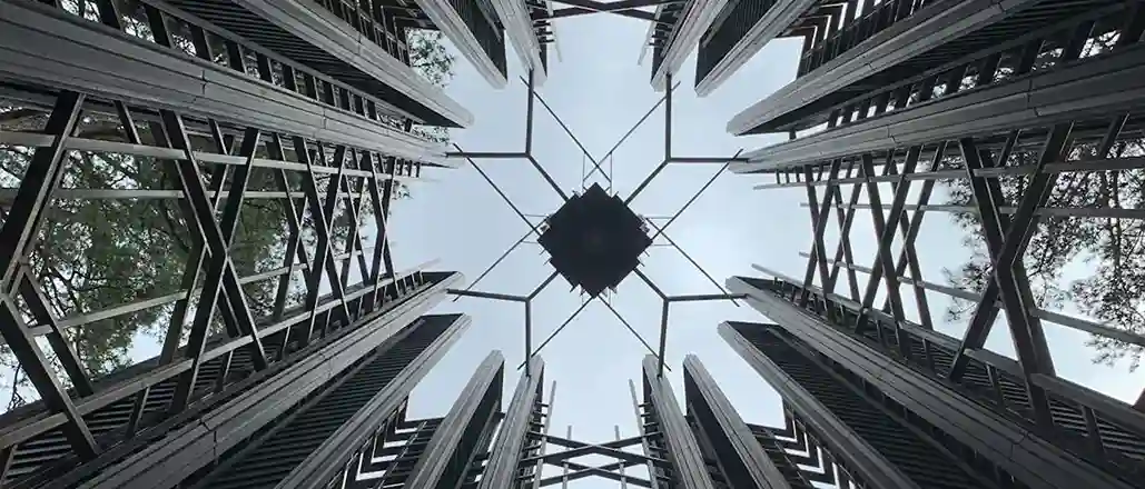 EDW Modernization with Legacy EDW Support for Enhanced Data Insights